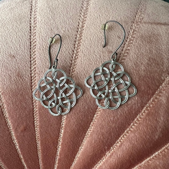 Silver Celtic Knot Dangle Statement Earrings 🌿 - Picture 5 of 6